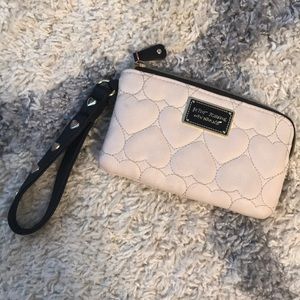 Betsey Johnson Wristlet 💣